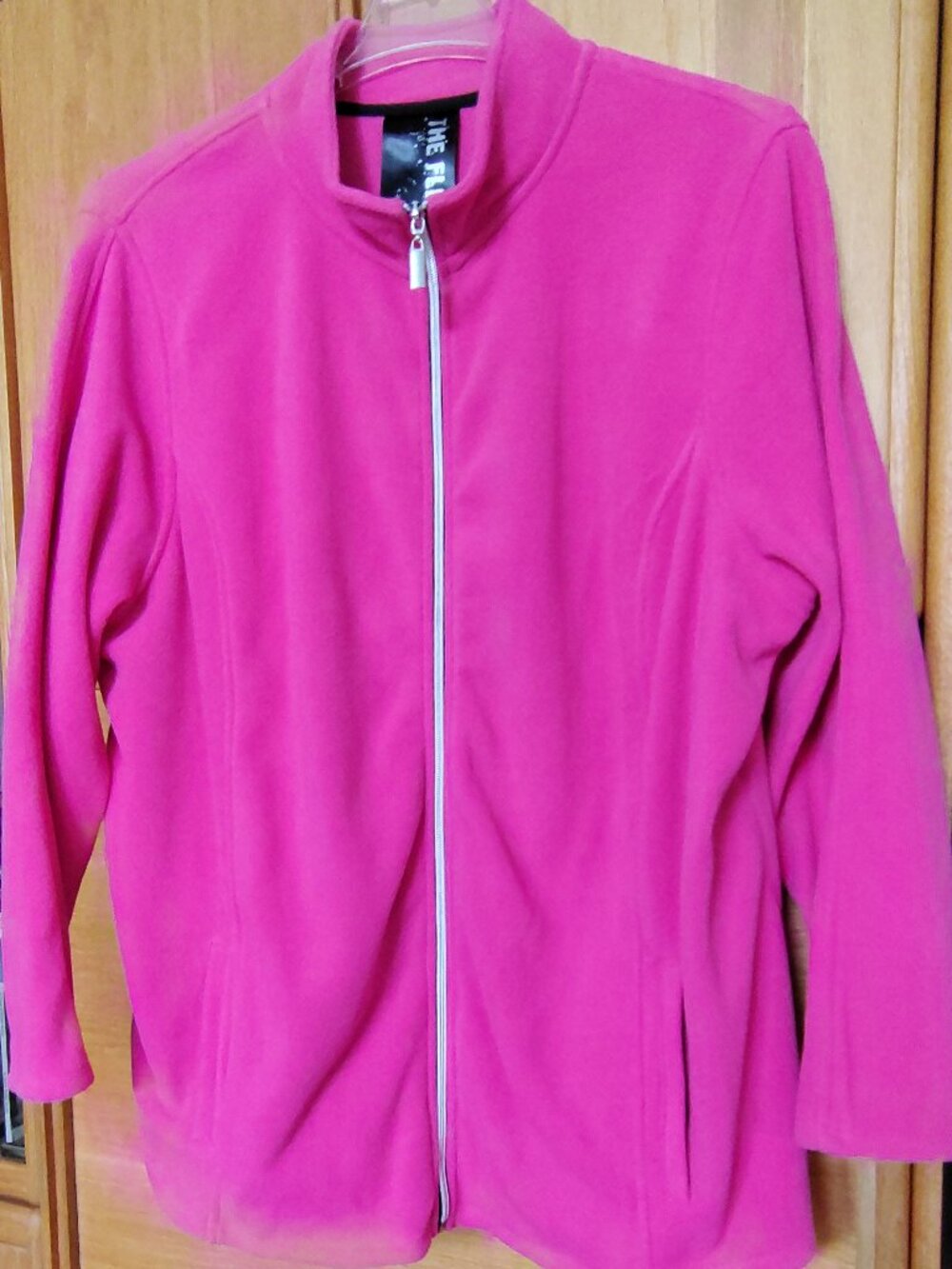 AVENUE HOT PINK FLEECE JACKET IN WOMEN'S PLUS SIZE 26/28 NWOT